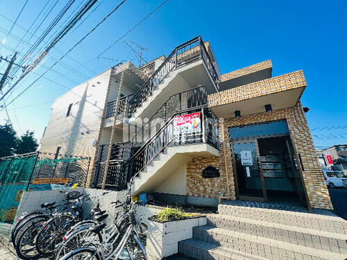 シャルム 3階建