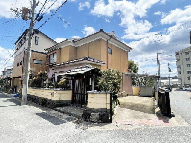 京都府京都市右京区太秦野元町 中古住宅